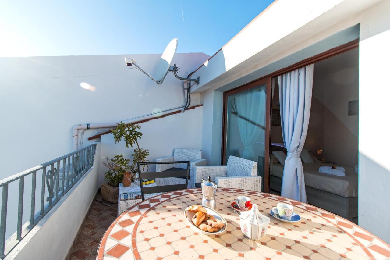 Sebastian House Apartment Cala Gonone Exterior photo